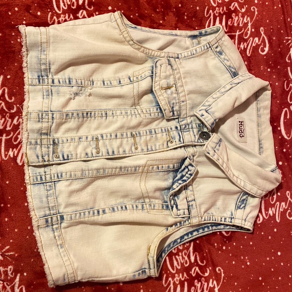 Light wash cropped jean jacket